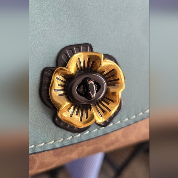 Coach Parker 18 Sling Bag - Light Turquoise - Picture 3 of 11